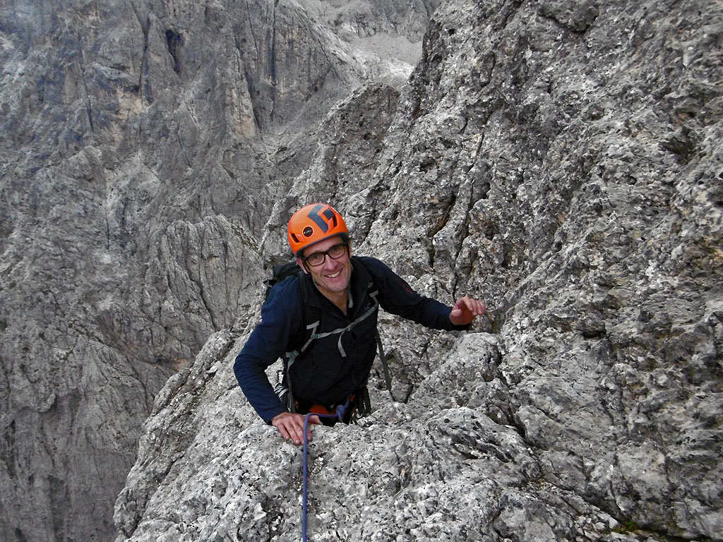 Lo Spigolo Ovest del Sass d'Ortiga nelle Pale di San Martino: una via eccezionale e sempre esposta