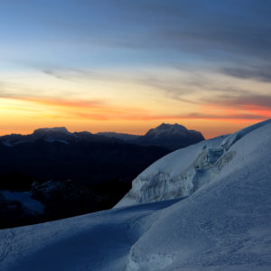 Bolivia, l'alba vista dai pressi della cima del Wayna Potosi