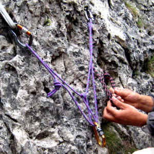 Manovre di corda durante stage e corsi di alpinismo