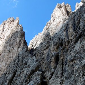 inMont_AlpinismoSuRoccia_Sassolungo_20240830_03