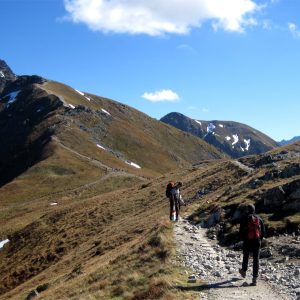 I larghi sentieri sulle creste dei Monti Tatra