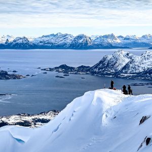 Antecima, preparativi per la discesa - Lofoten, Norvegia