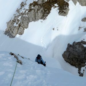 paretina di neve sul Gartnerkofel nelle Alpi Carniche