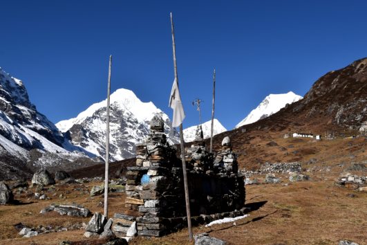 Trekking nella valle del Makalu in Nepal