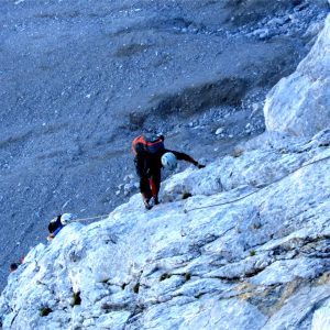 Lungo il primo tratto della ferrata sulla Nord del Coglians
