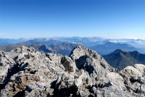 Vista a 360 gradi dalla vetta della Chianevate