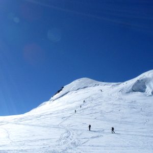 Salendo verso il Monte Rosa