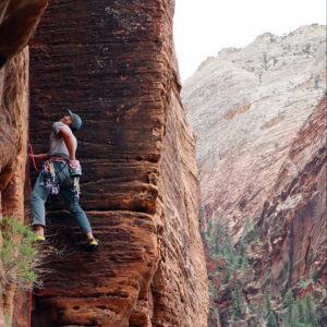 inMont_arrampicata in fessura013