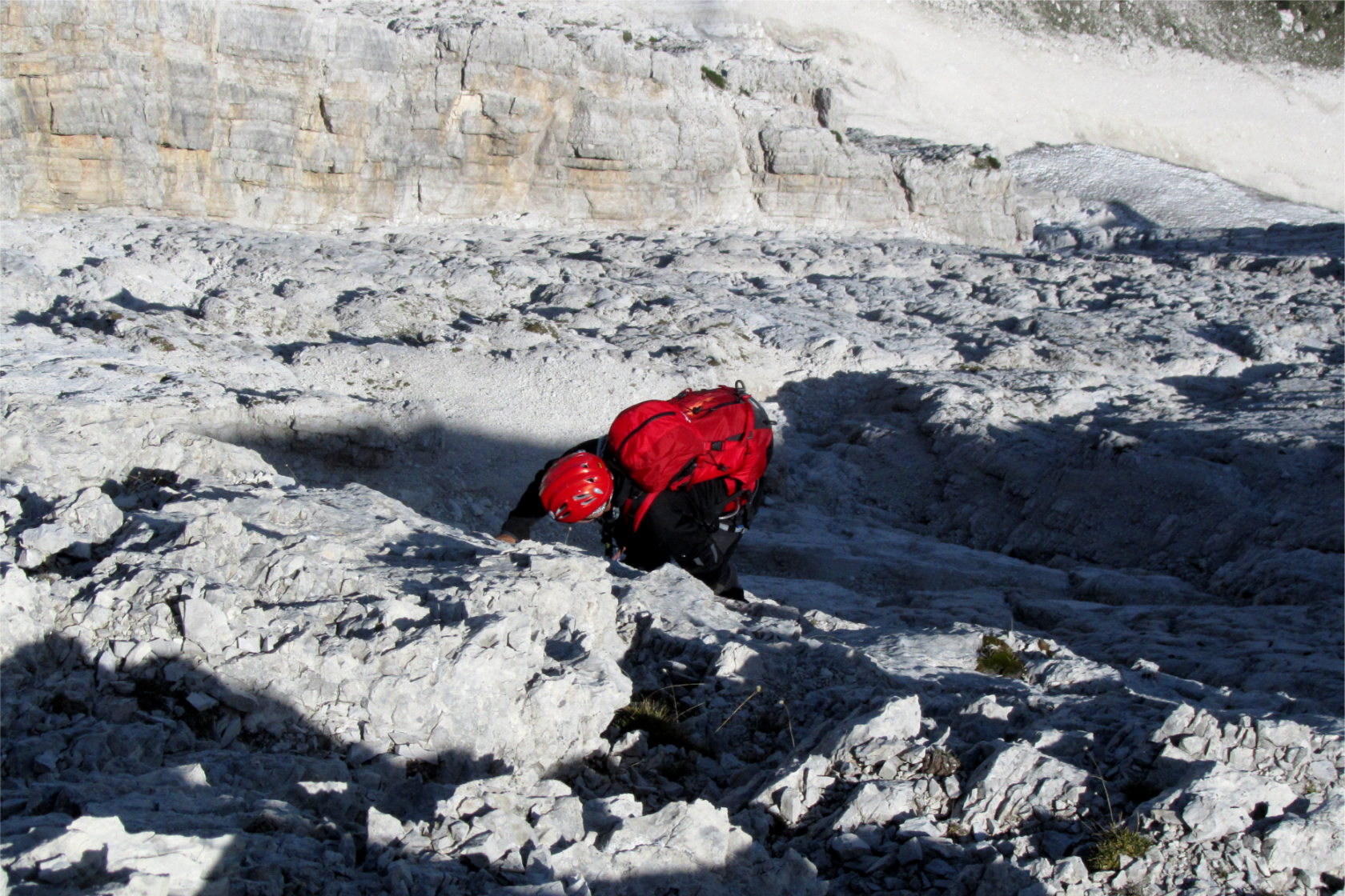 Tratti di arrampicata lungo la Via dei Triestini