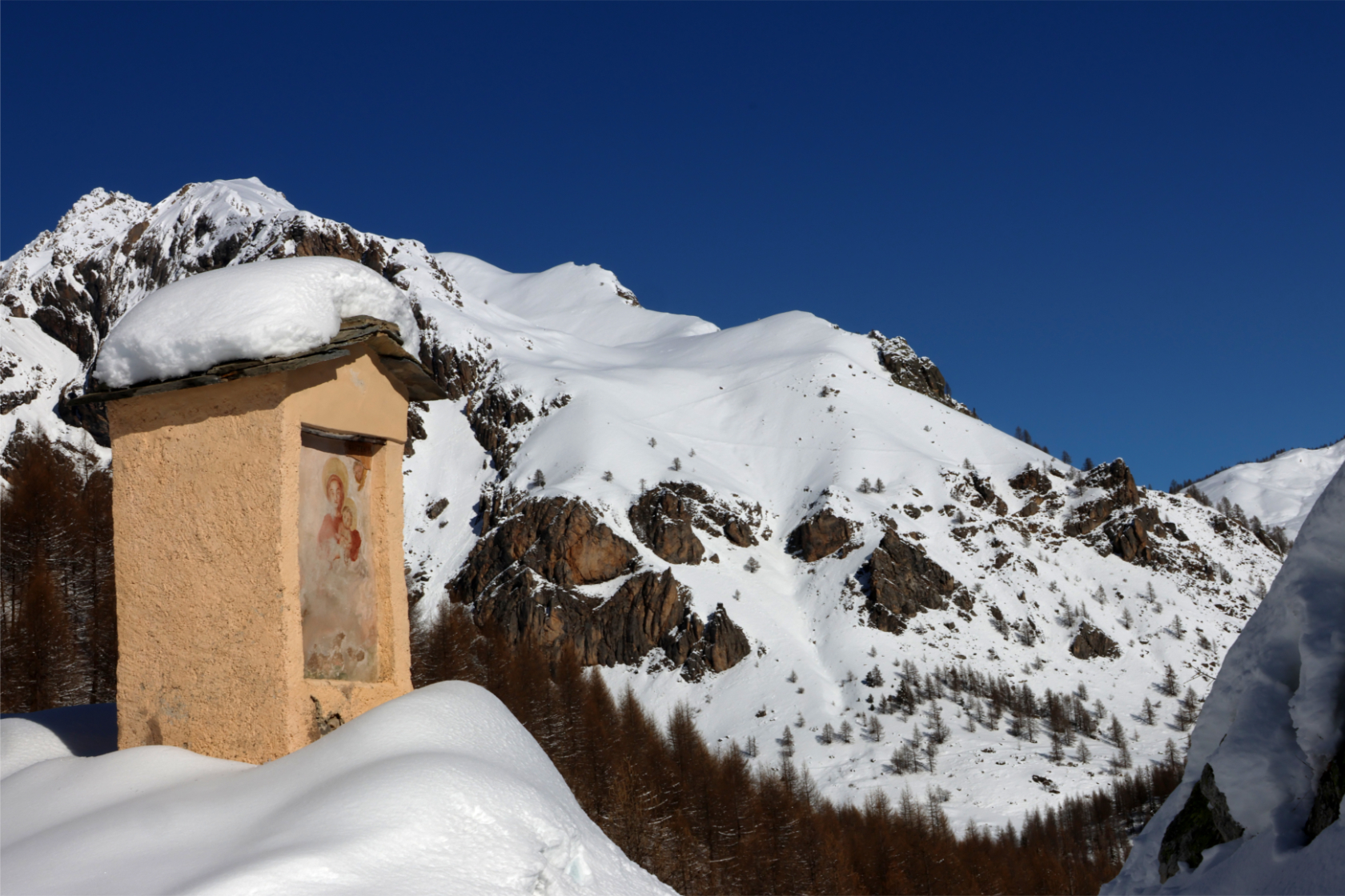 Cappella votiva in Val Maira