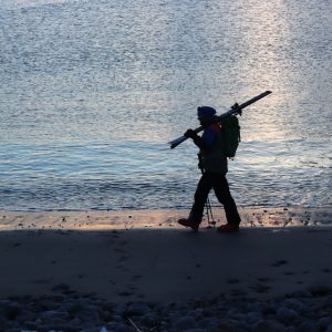 Fine gita sul un fiordo del nord della Norvegia, in Finnmark